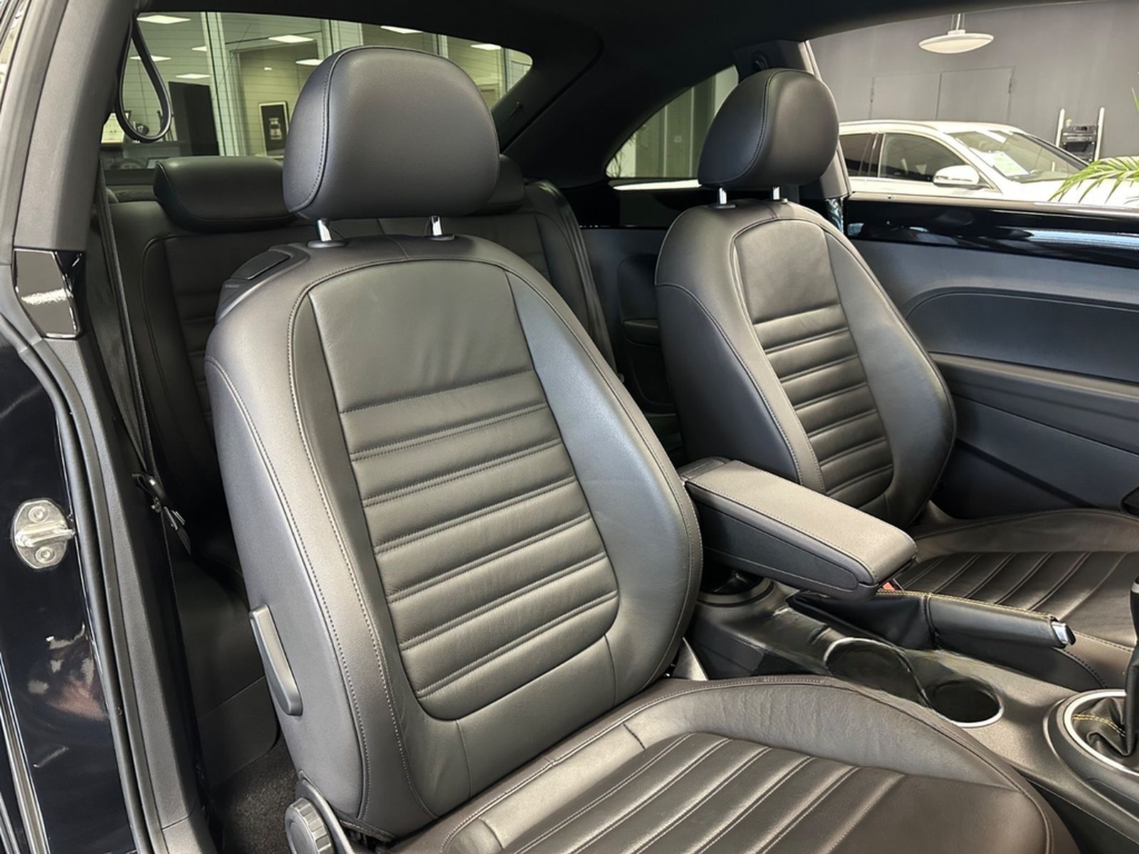 Volkswagen Beetle 2.0 Dune|Fender|Pano|Bi-Xenon|Service neu foto 30