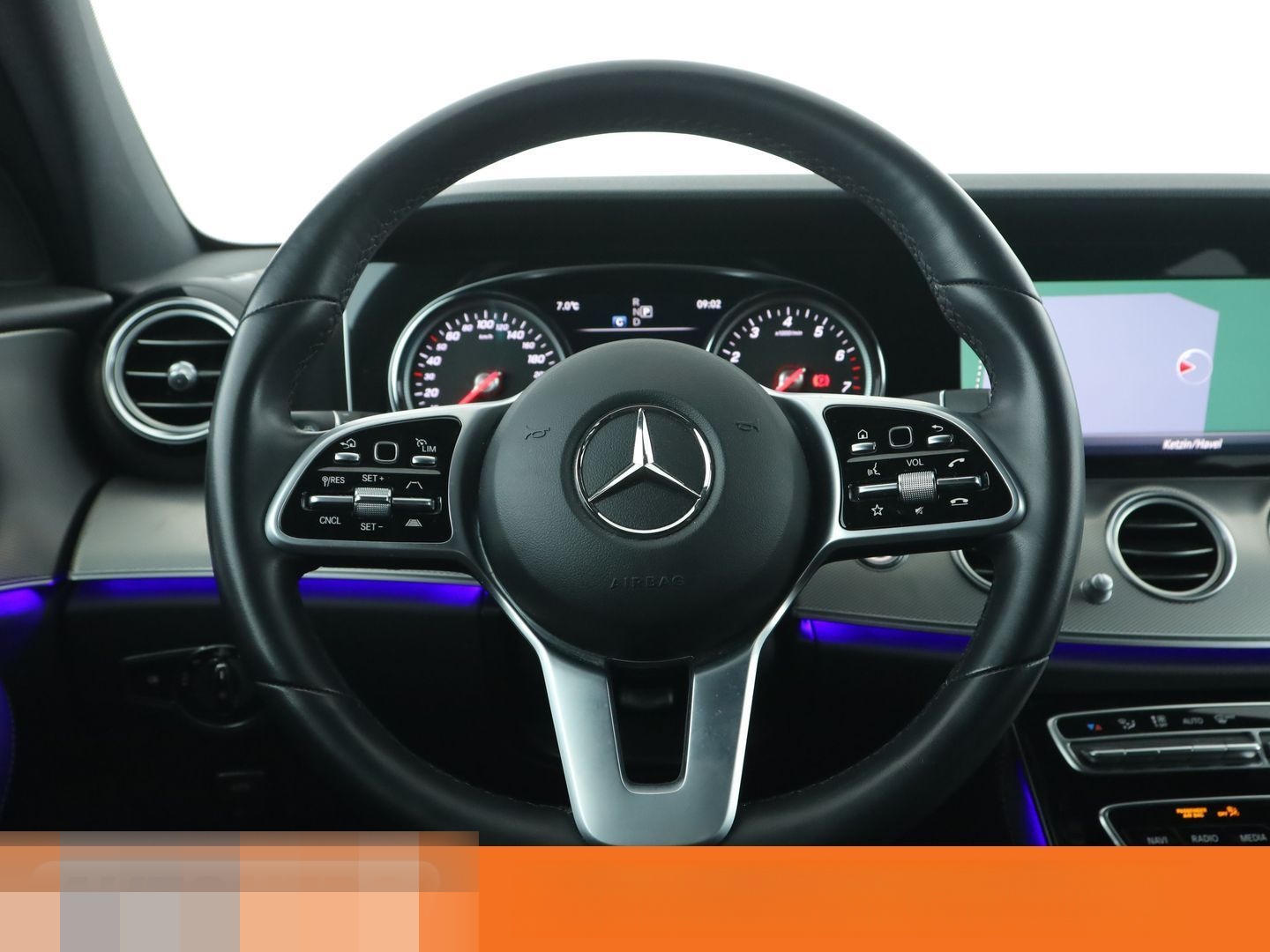 Mercedes-Benz E 200 T Avantgarde  Aut.*360CAM*ACC*NAVI*LED* foto 19