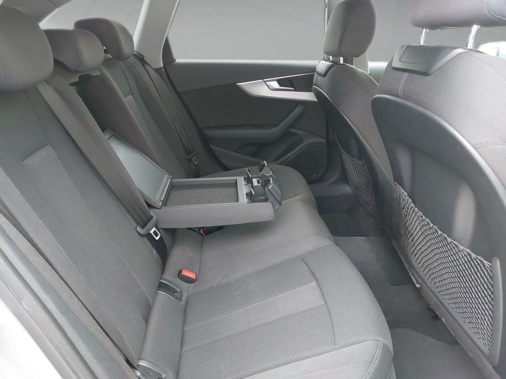 Audi A4 Avant 40 TFSI S tronic S-Line SHZ PDC KAM LED foto 5