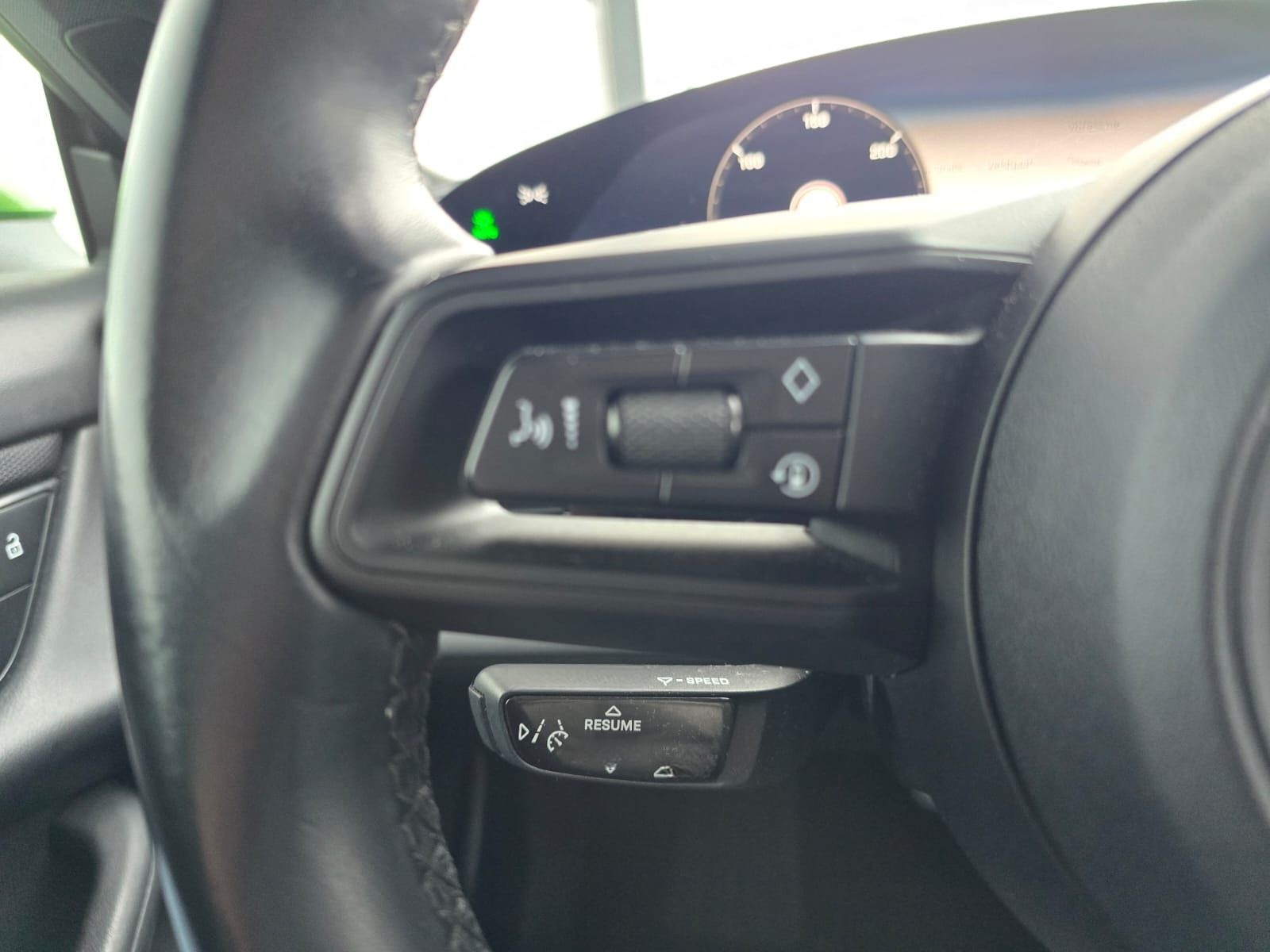 Porsche Taycan Sport Turismo*MAMBAGRÜN*21 Zoll,360°,PANO foto 22
