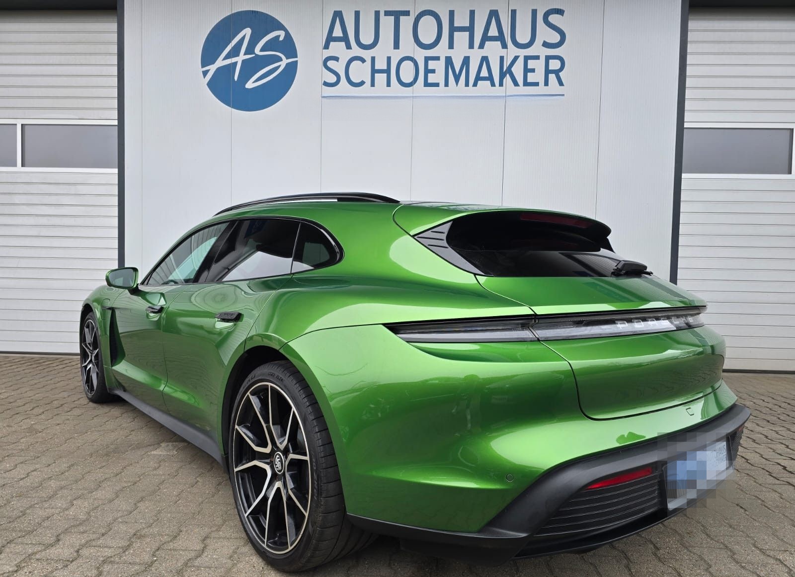 Porsche Taycan Sport Turismo*MAMBAGRÜN*21 Zoll,360°,PANO foto 5
