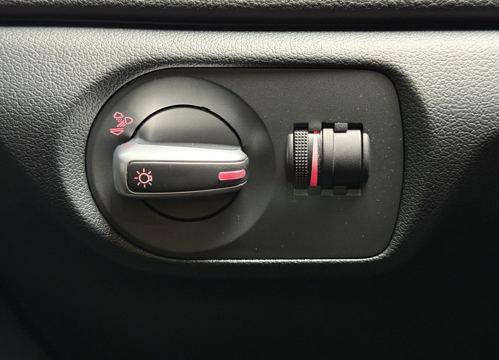 Audi RS Q3 2.5 TFSI quattro performance |RAUTE|PANO|K foto 23