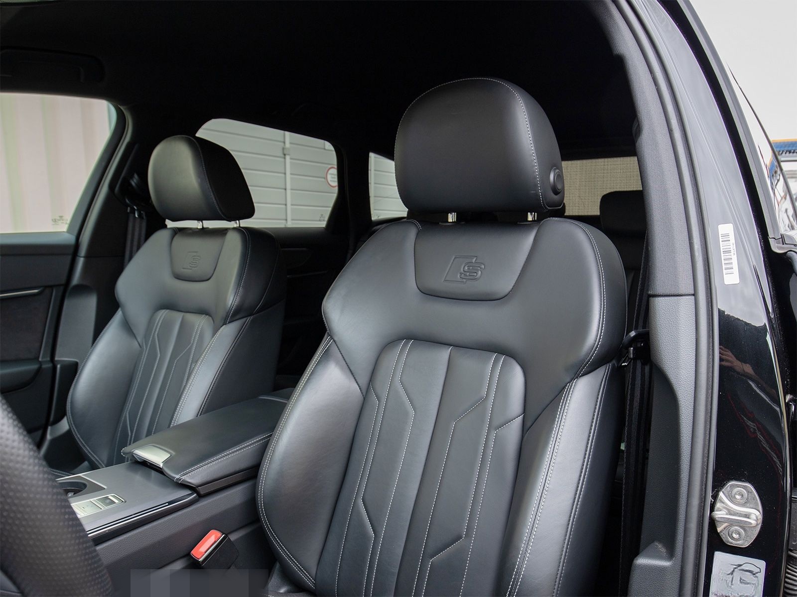 Audi A6 55TFSI quattro S-Line CAM Matrix HuD LenkHz. foto 13