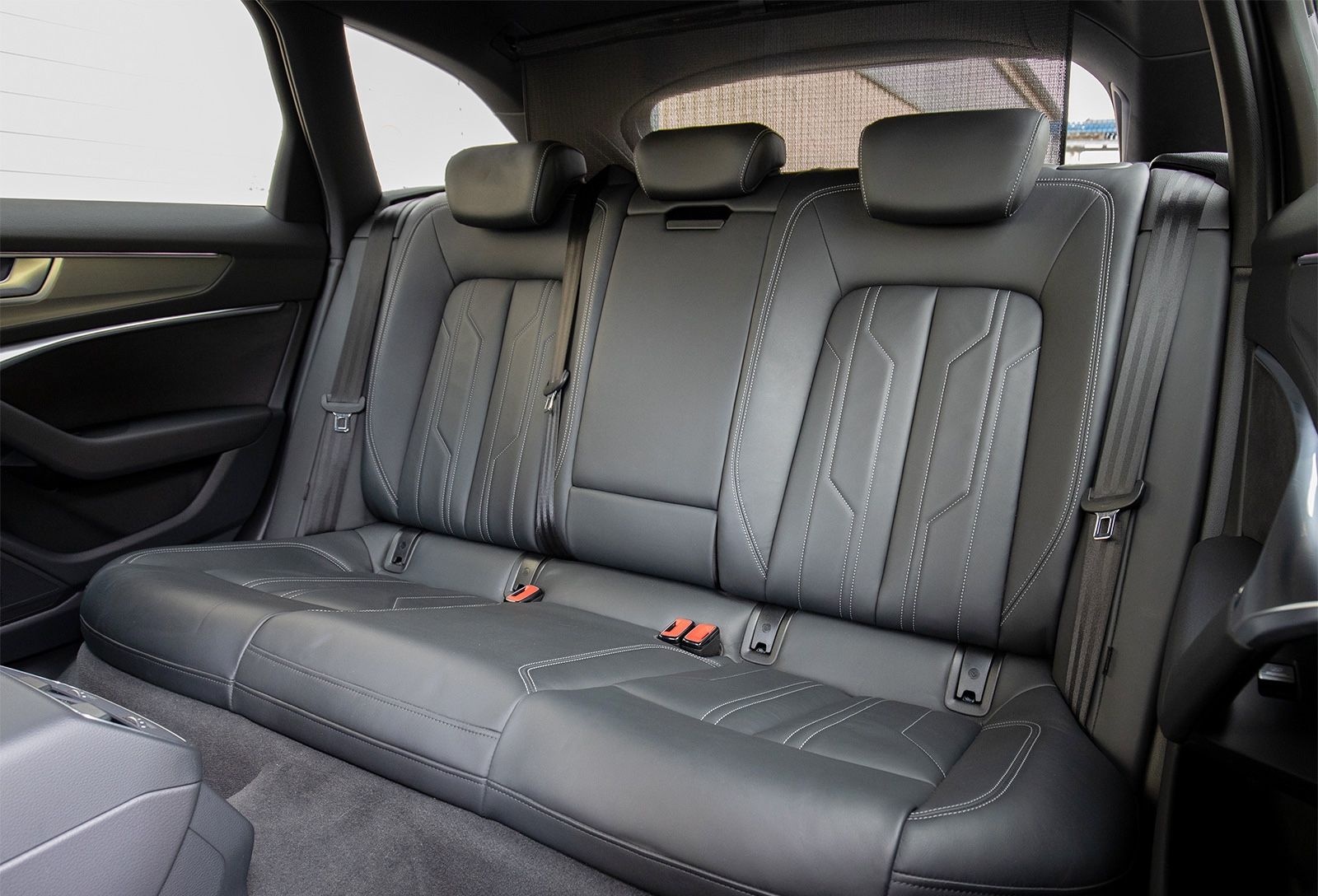 Audi A6 55TFSI quattro S-Line CAM Matrix HuD LenkHz. foto 17