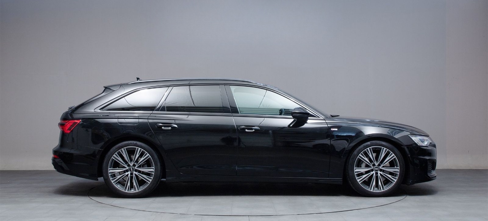 Audi A6 55TFSI quattro S-Line CAM Matrix HuD LenkHz. foto 4