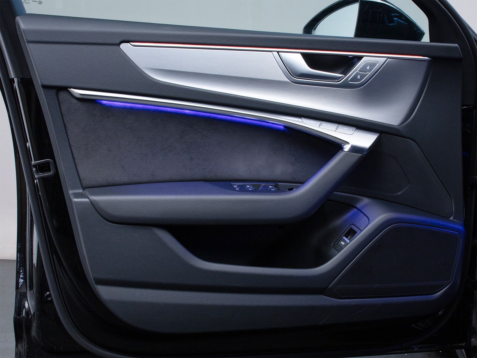 Audi A6 55TFSI quattro S-Line CAM Matrix HuD LenkHz. foto 10