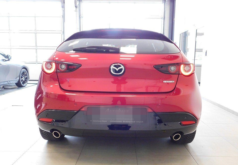 Mazda 3 2.5L e-SKY G 140ps 6AT Centre-line /Rot/SH/PDC foto 5