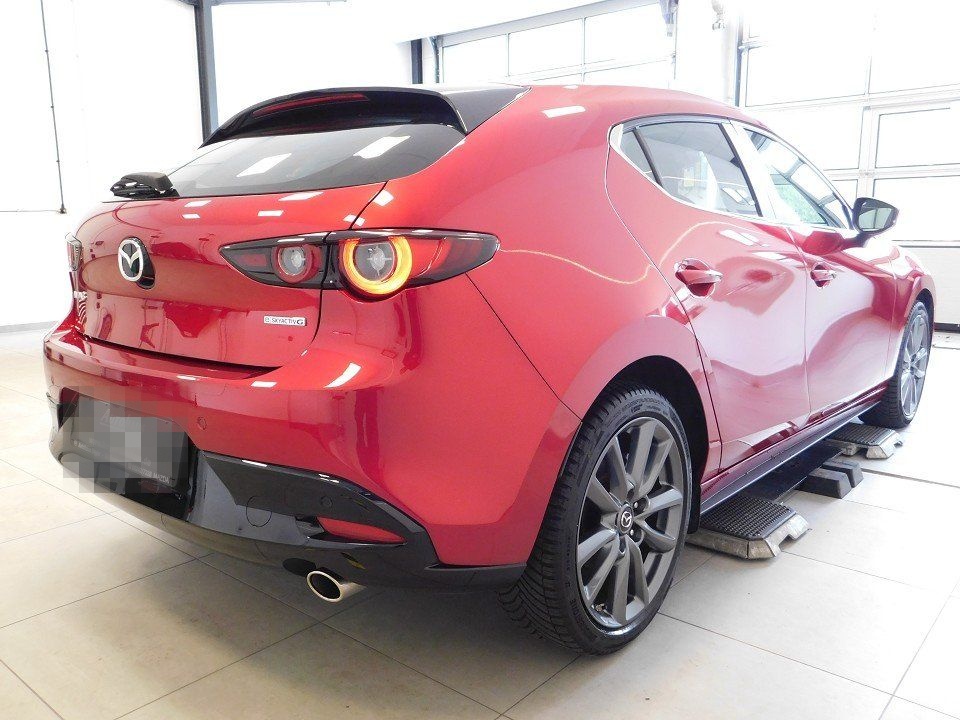 Mazda 3 2.5L e-SKY G 140ps 6AT Centre-line /Rot/SH/PDC foto 6