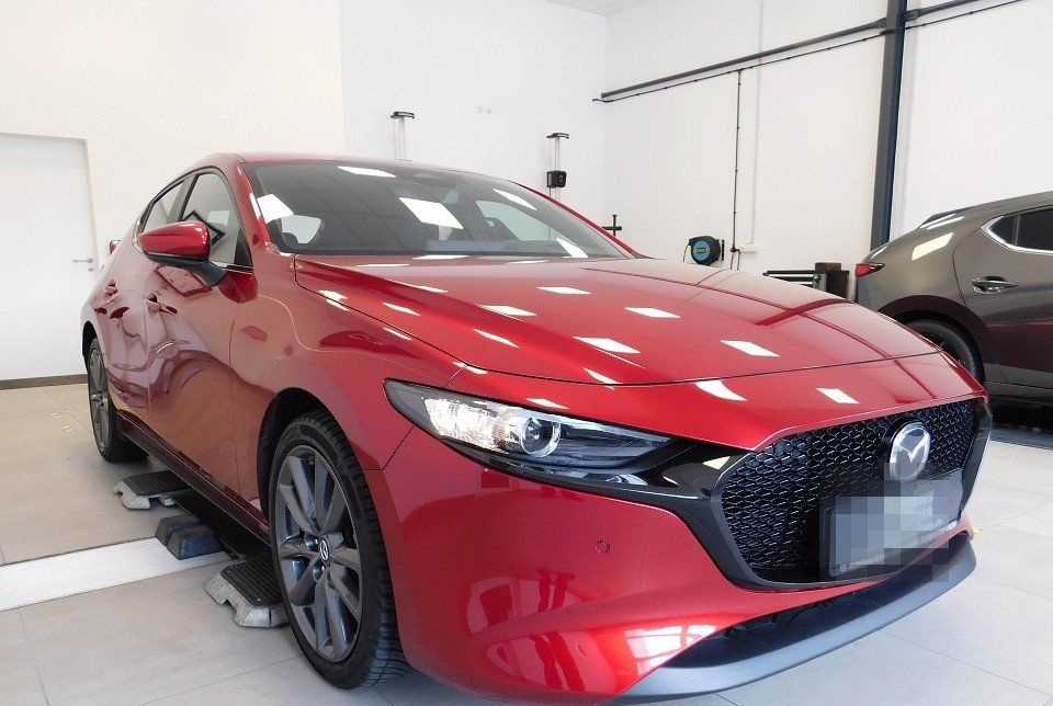 Mazda 3 2.5L e-SKY G 140ps 6AT Centre-line /Rot/SH/PDC foto 7