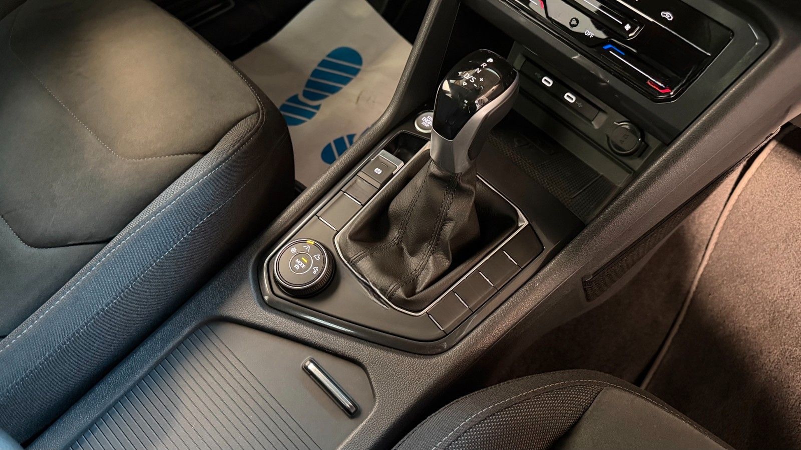 Volkswagen Tiguan Allspace 2.0TDI  Eleg 4M HUD*PAN*AHK*360° foto 22