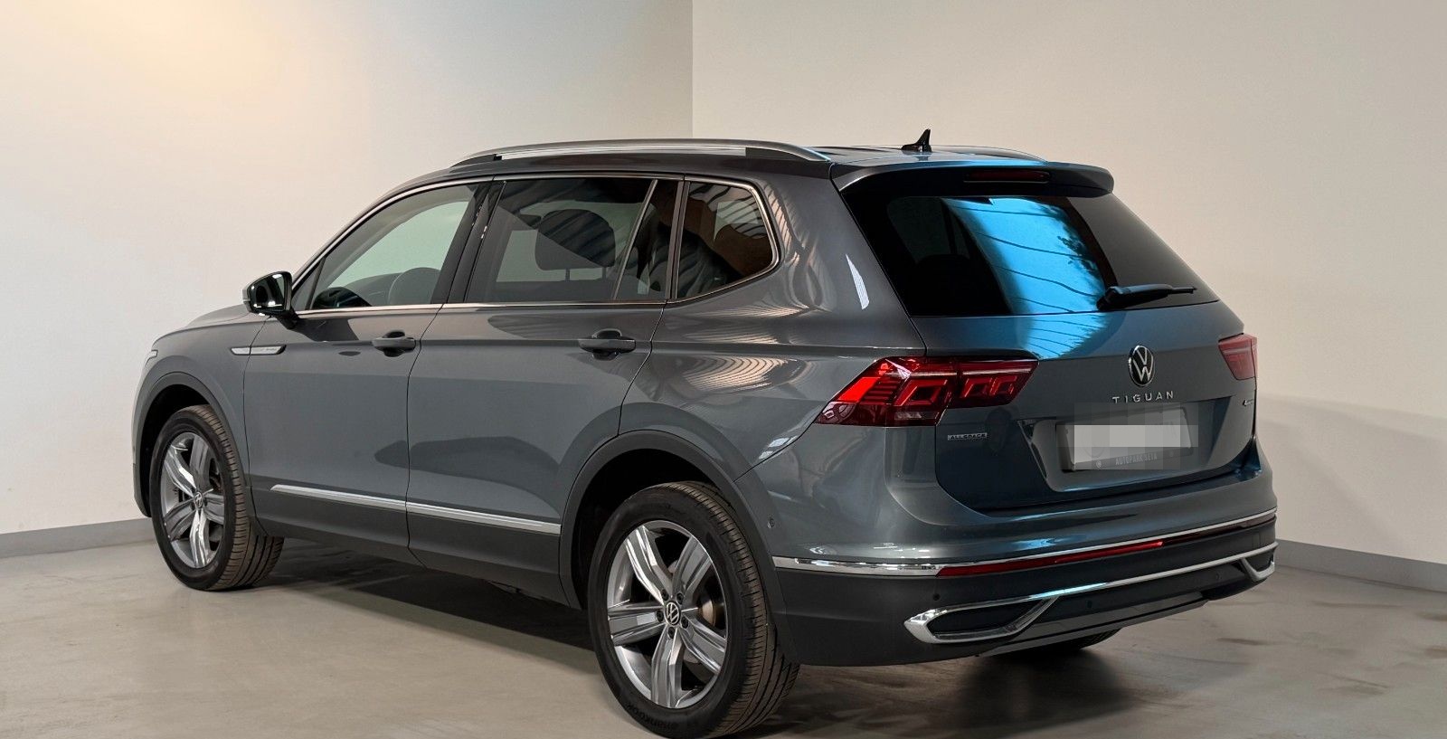 Volkswagen Tiguan Allspace 2.0TDI  Eleg 4M HUD*PAN*AHK*360° foto 6