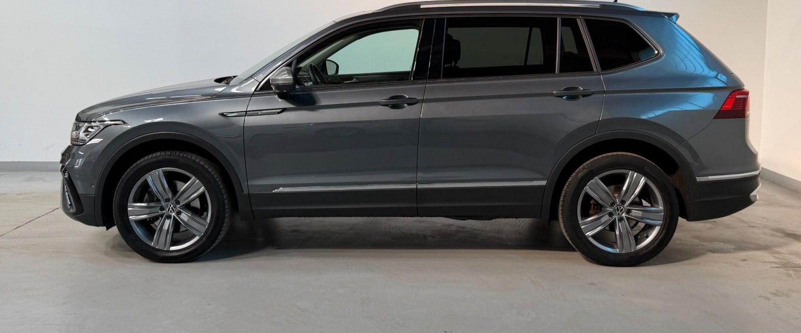 Volkswagen Tiguan Allspace 2.0TDI  Eleg 4M HUD*PAN*AHK*360° foto 7