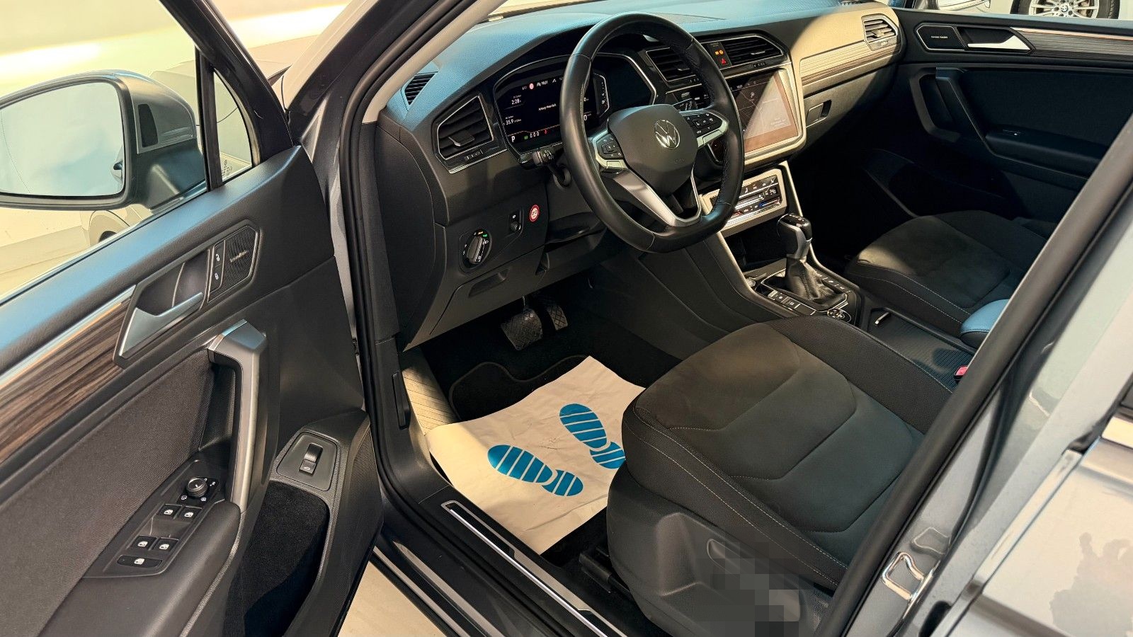 Volkswagen Tiguan Allspace 2.0TDI  Eleg 4M HUD*PAN*AHK*360° foto 9