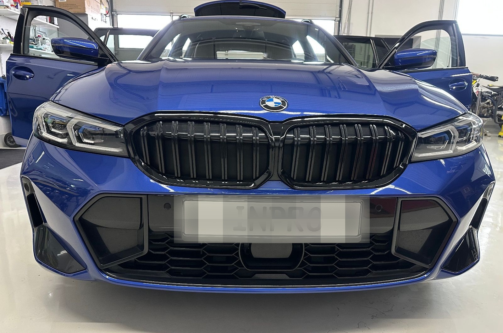 BMW 330 3 Touring 330 d xDrive M Sport foto 25