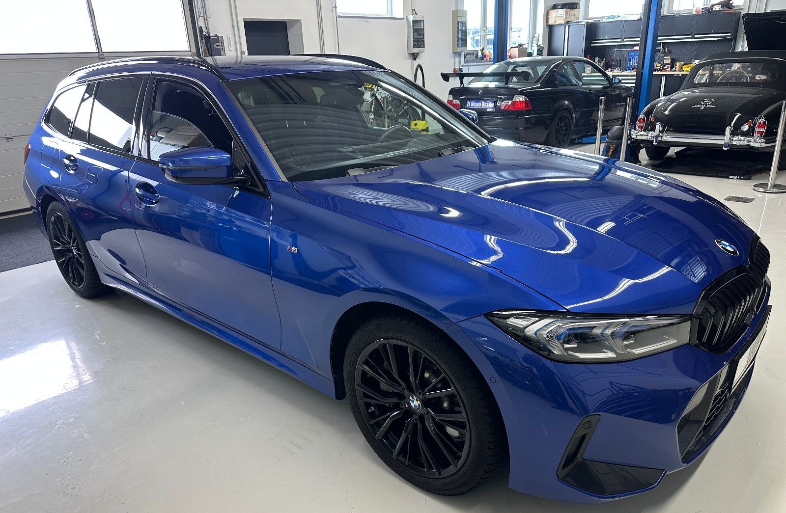 BMW 330 3 Touring 330 d xDrive M Sport foto 4