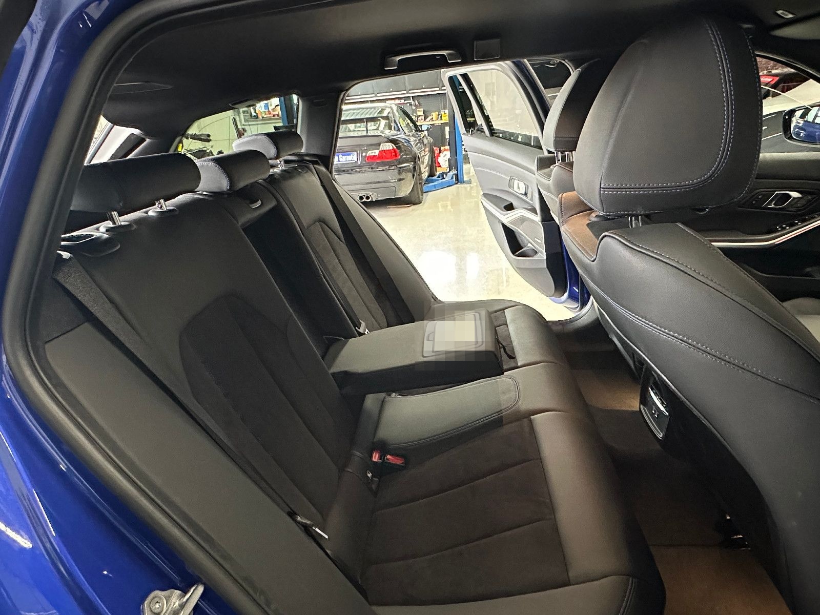 BMW 330 3 Touring 330 d xDrive M Sport foto 10