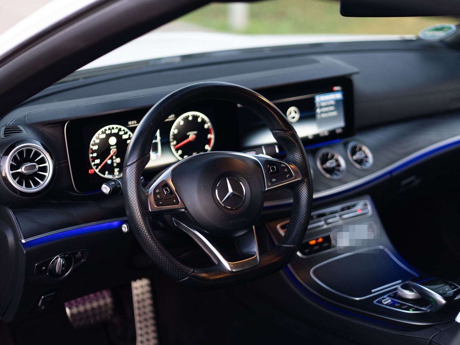 Mercedes-Benz E 400 AMG Line 4Matic *Garantie*Burmester*360*Me foto 12