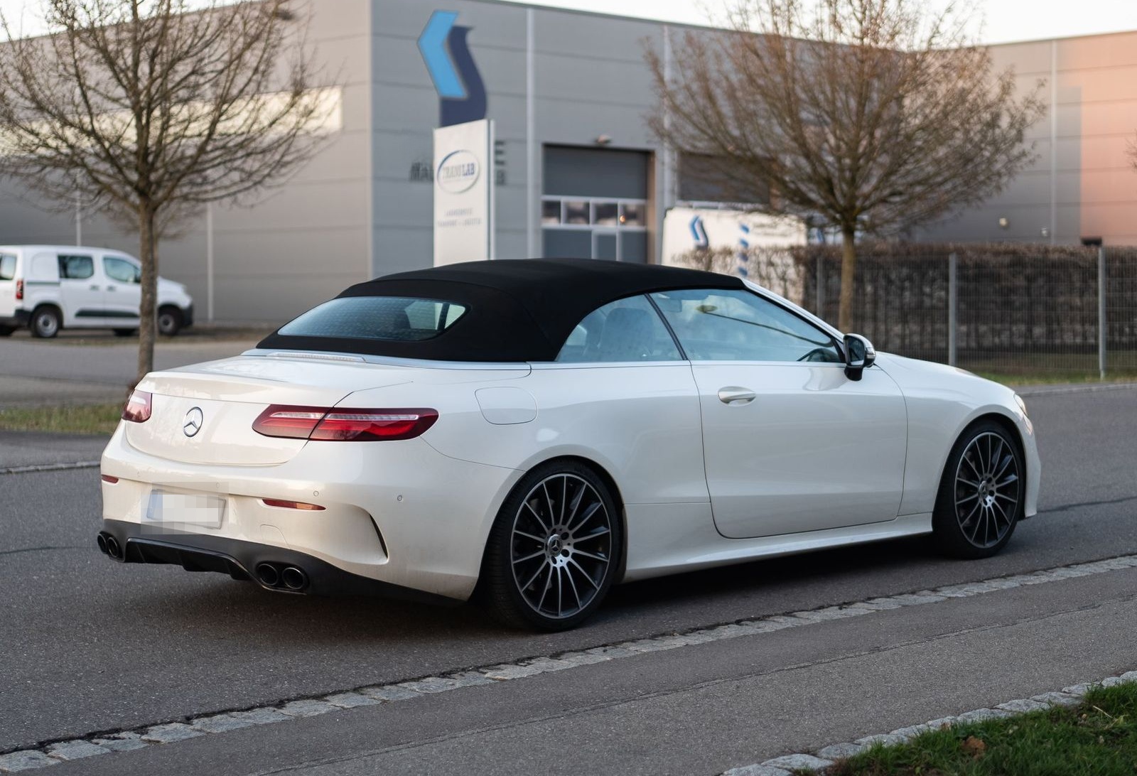 Mercedes-Benz E 400 AMG Line 4Matic *Garantie*Burmester*360*Me foto 5