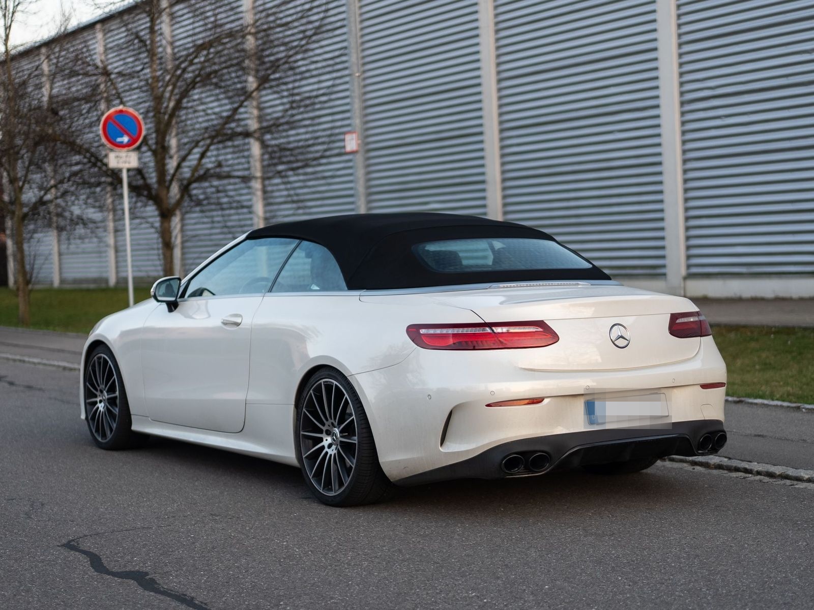 Mercedes-Benz E 400 AMG Line 4Matic *Garantie*Burmester*360*Me foto 7