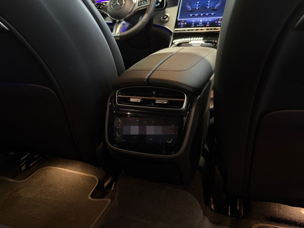 Mercedes-Benz EQE 300 AMG Night-P,DiG.L,BURM®3D,HuD,DISTR,PANO foto 19