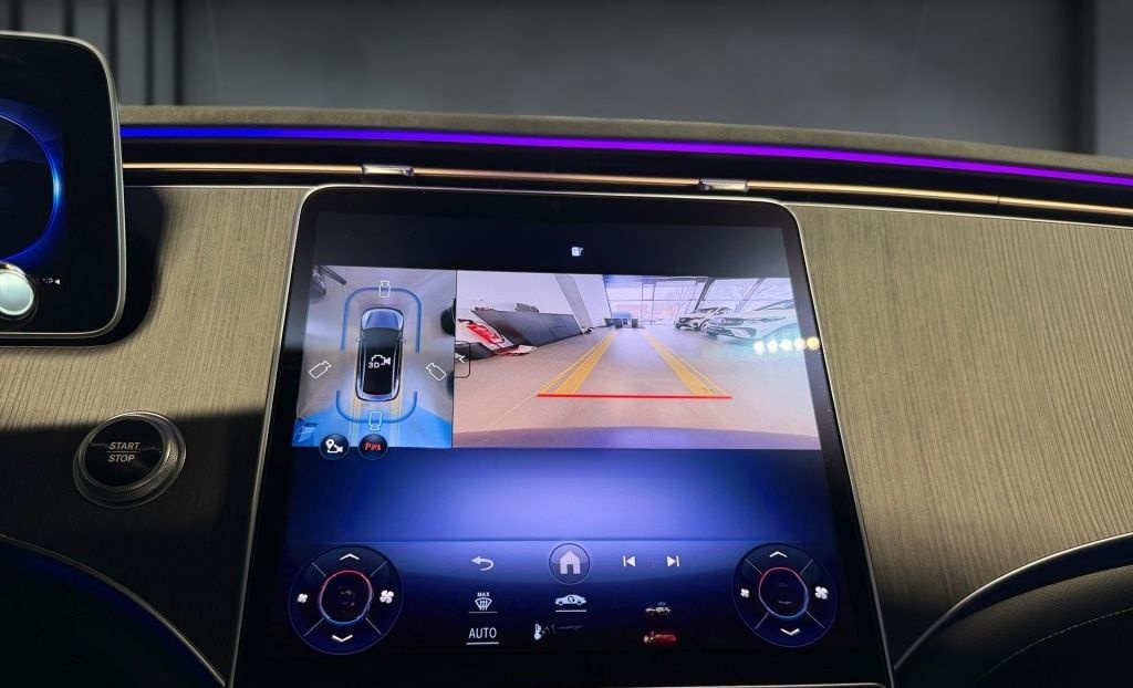 Mercedes-Benz EQE 300 AMG Night-P,DiG.L,BURM®3D,HuD,DISTR,PANO foto 24