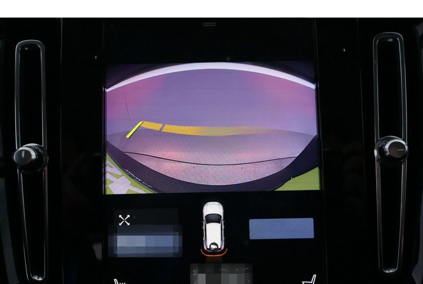 Volvo XC40 T3 Geartronic Momentum+LED+NAVI+KAMERA+SHZ foto 18