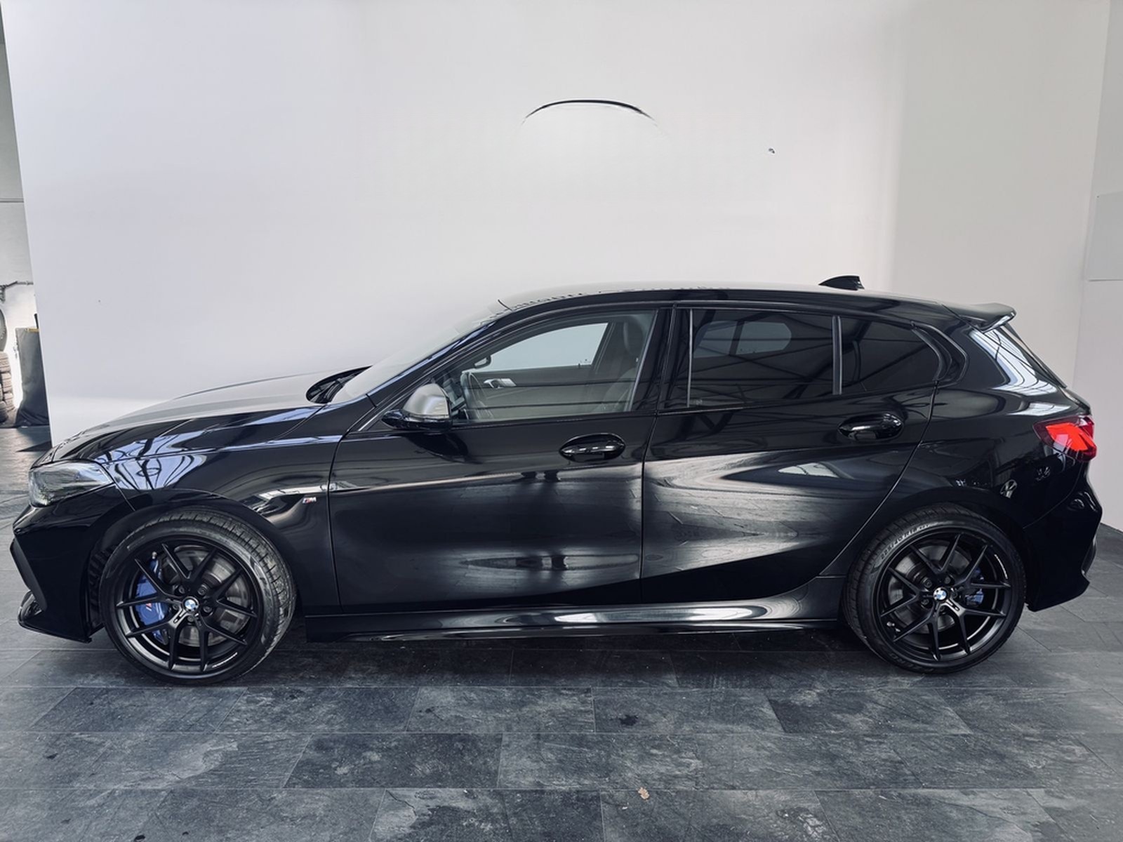 BMW 1 M135 i xDrive/ Head up / Lenkradheizung/ foto 5
