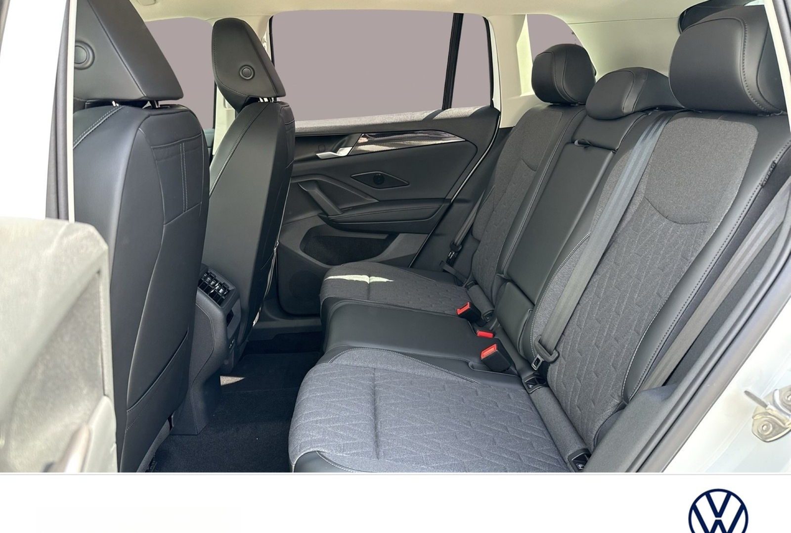 Volkswagen Tiguan 1.5 HYBRID LIFE 360°CAM ACC MATRIX NAVI foto 7