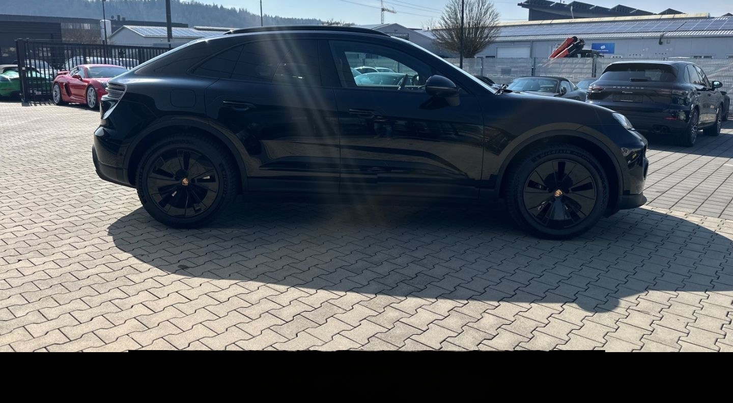 Porsche Macan Sport Chrono/Panorama/PASM/BOSE/Komfortsit foto 13