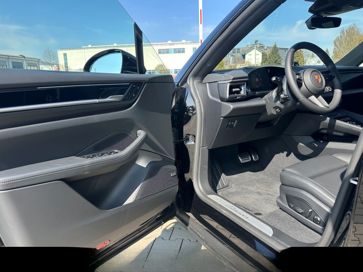 Porsche Macan Sport Chrono/Panorama/PASM/BOSE/Komfortsit foto 19