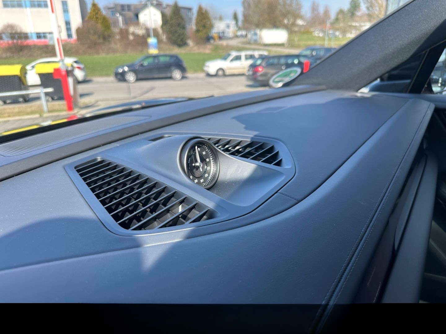 Porsche Macan Sport Chrono/Panorama/PASM/BOSE/Komfortsit foto 24