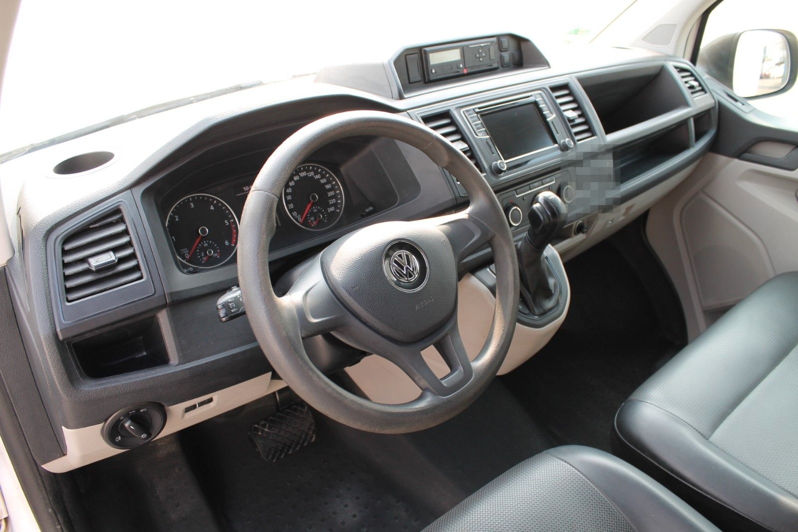 Volkswagen T6 Hoch Lang 4-Motion DSG 204 PS foto 8