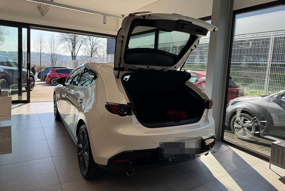 Mazda 3 Selection 122 PS *Leder*Bose*Activsense*Design foto 8