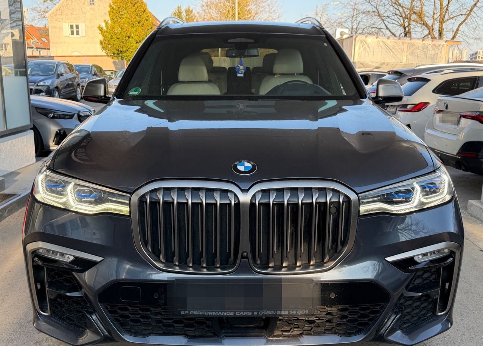 BMW X7 M50i*VOLLAUSSTATTUNG* foto 2