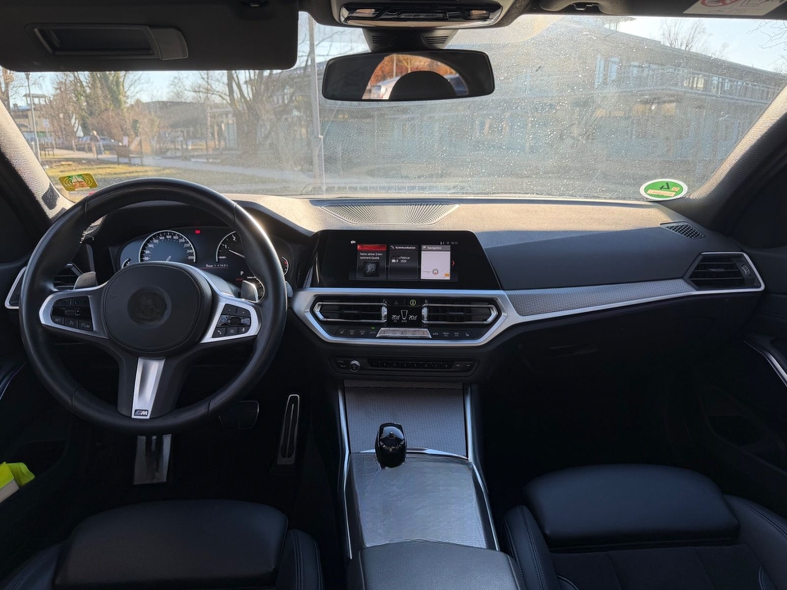 BMW 330i M Sport Automatic  foto 4