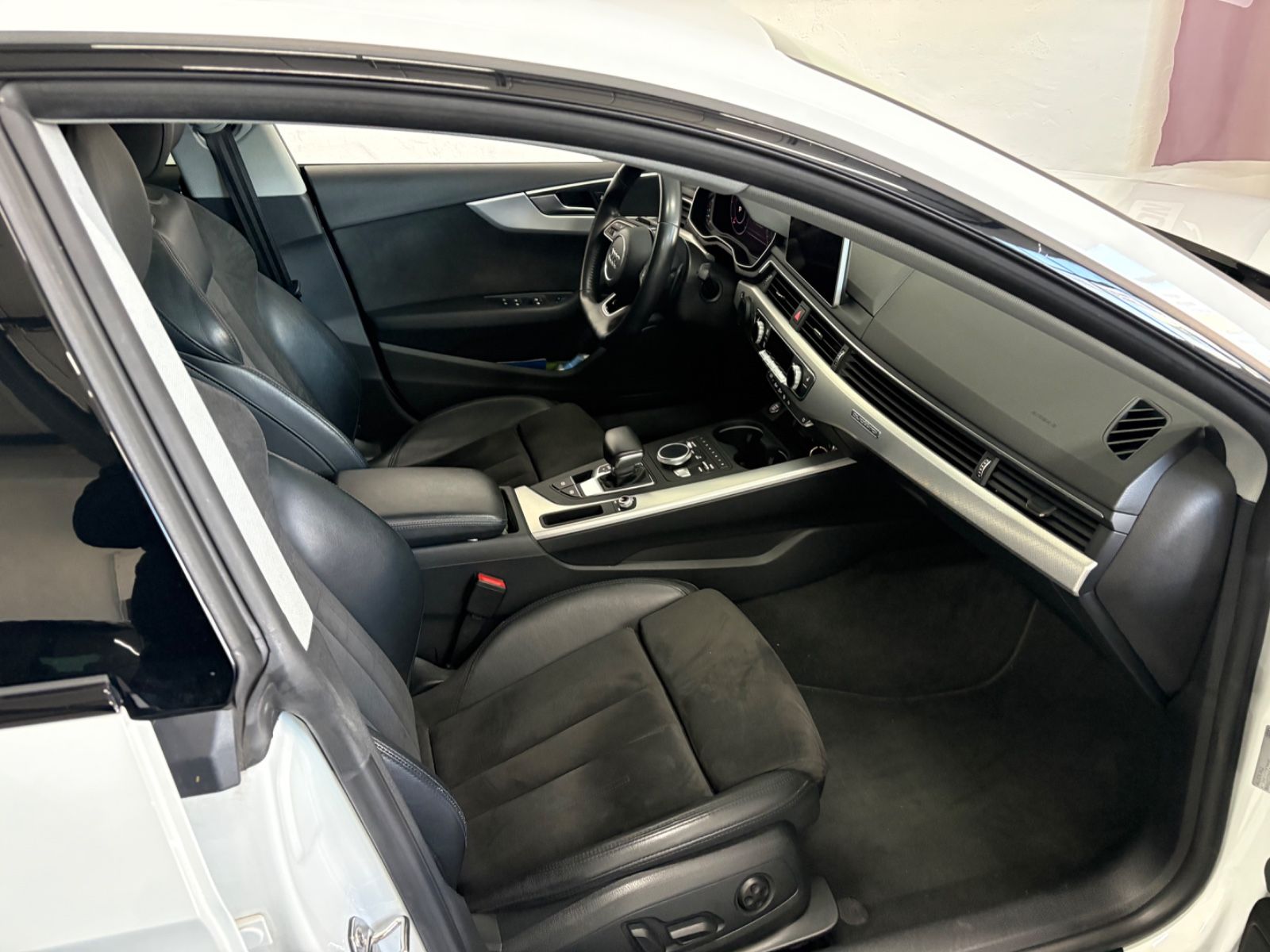 Audi A5 Sportback 45 TDI quattro **S-Line** foto 22