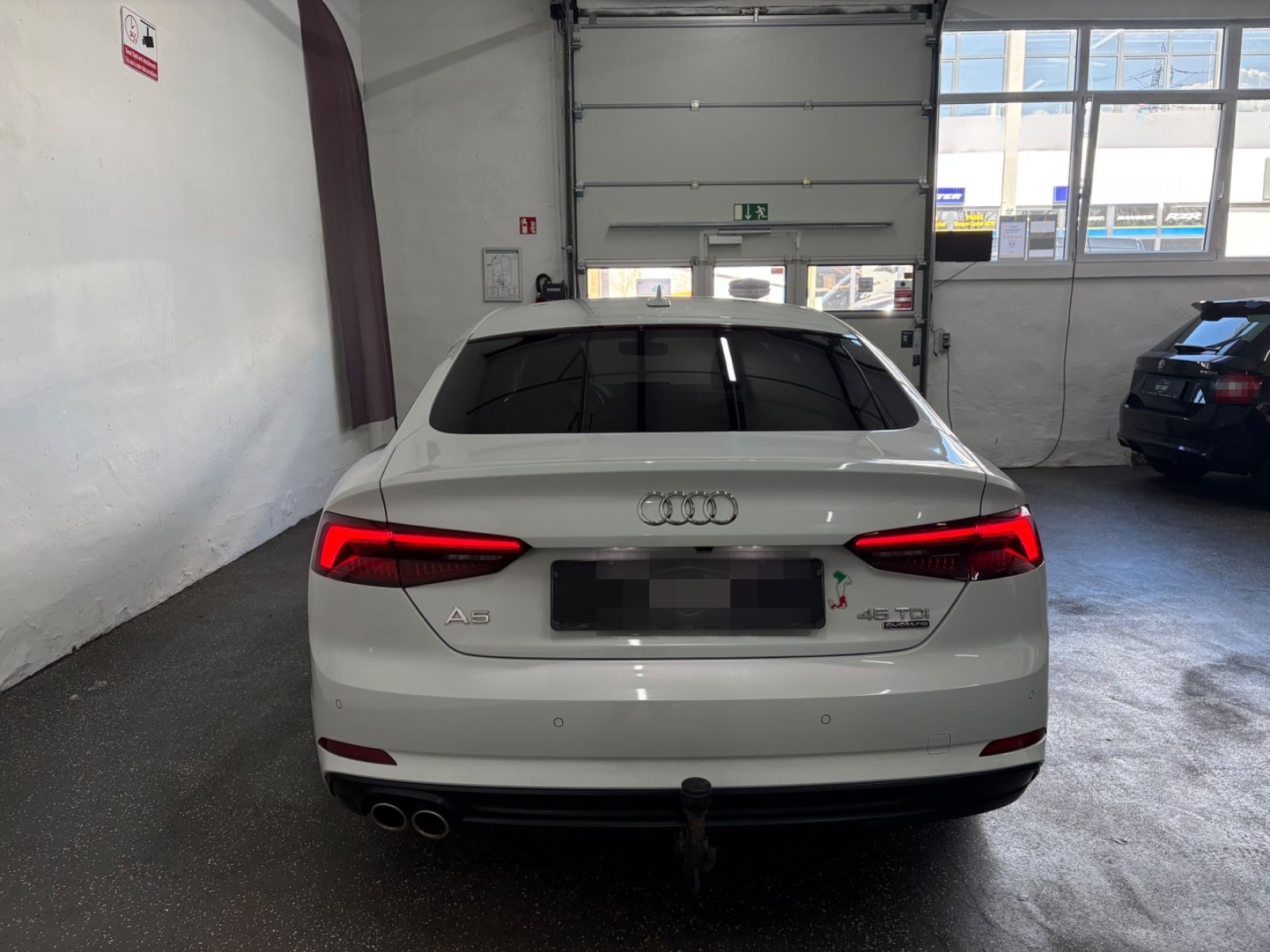 Audi A5 Sportback 45 TDI quattro **S-Line** foto 5
