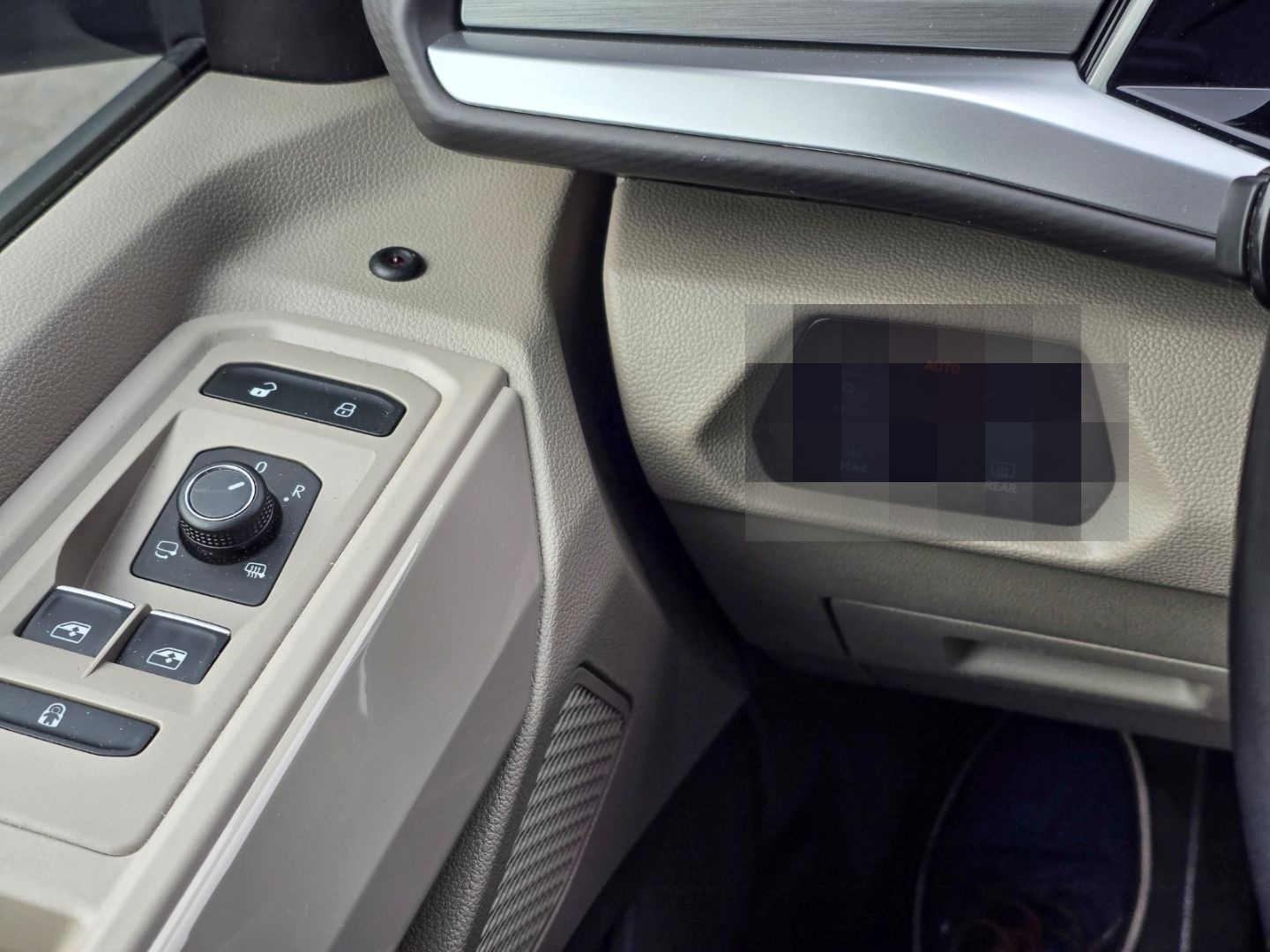 Volkswagen T7 Multivan Style lang LÜ Pano StdHz IQ HUD H&K  foto 15