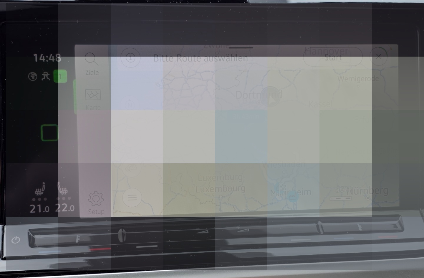 Volkswagen T7 Multivan Style lang LÜ Pano StdHz IQ HUD H&K  foto 18