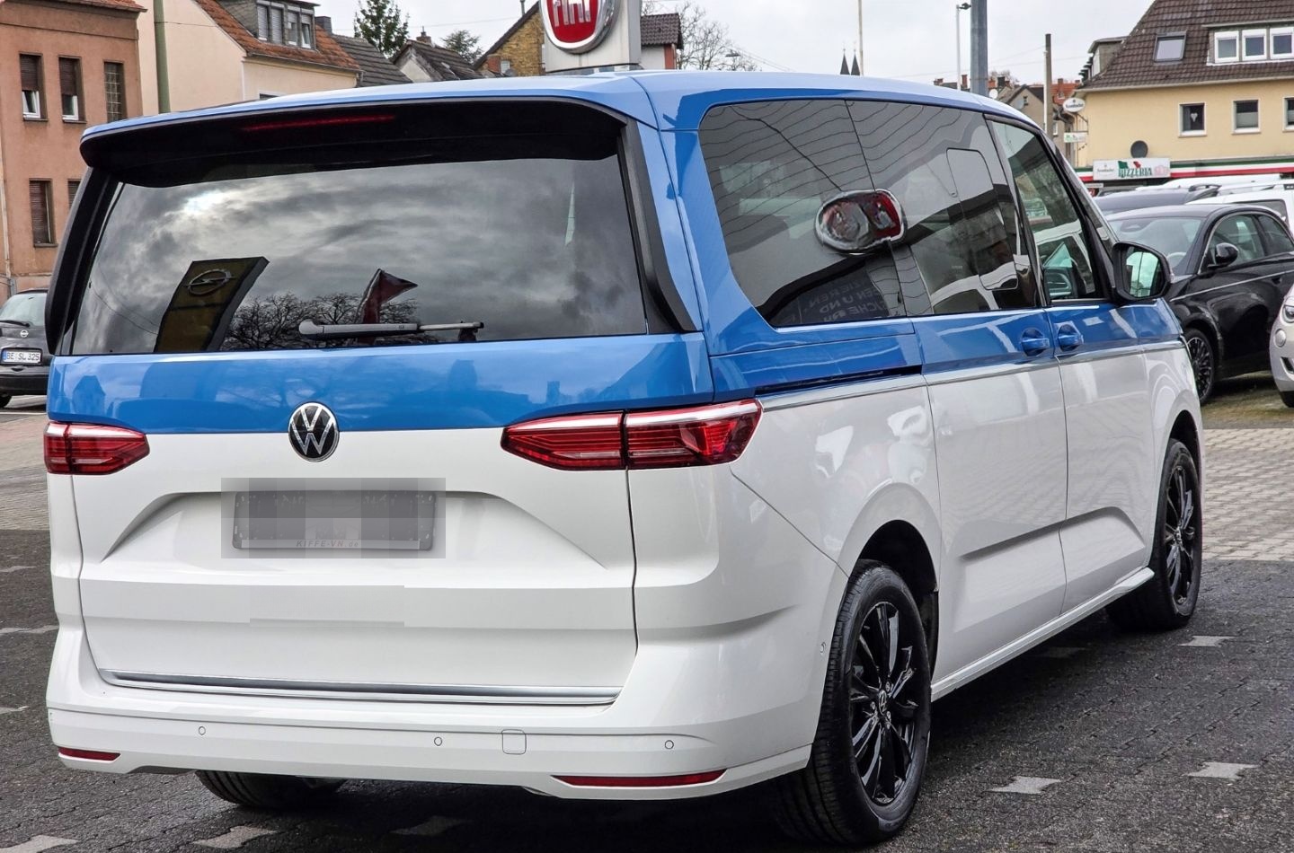 Volkswagen T7 Multivan Style lang LÜ Pano StdHz IQ HUD H&K  foto 4
