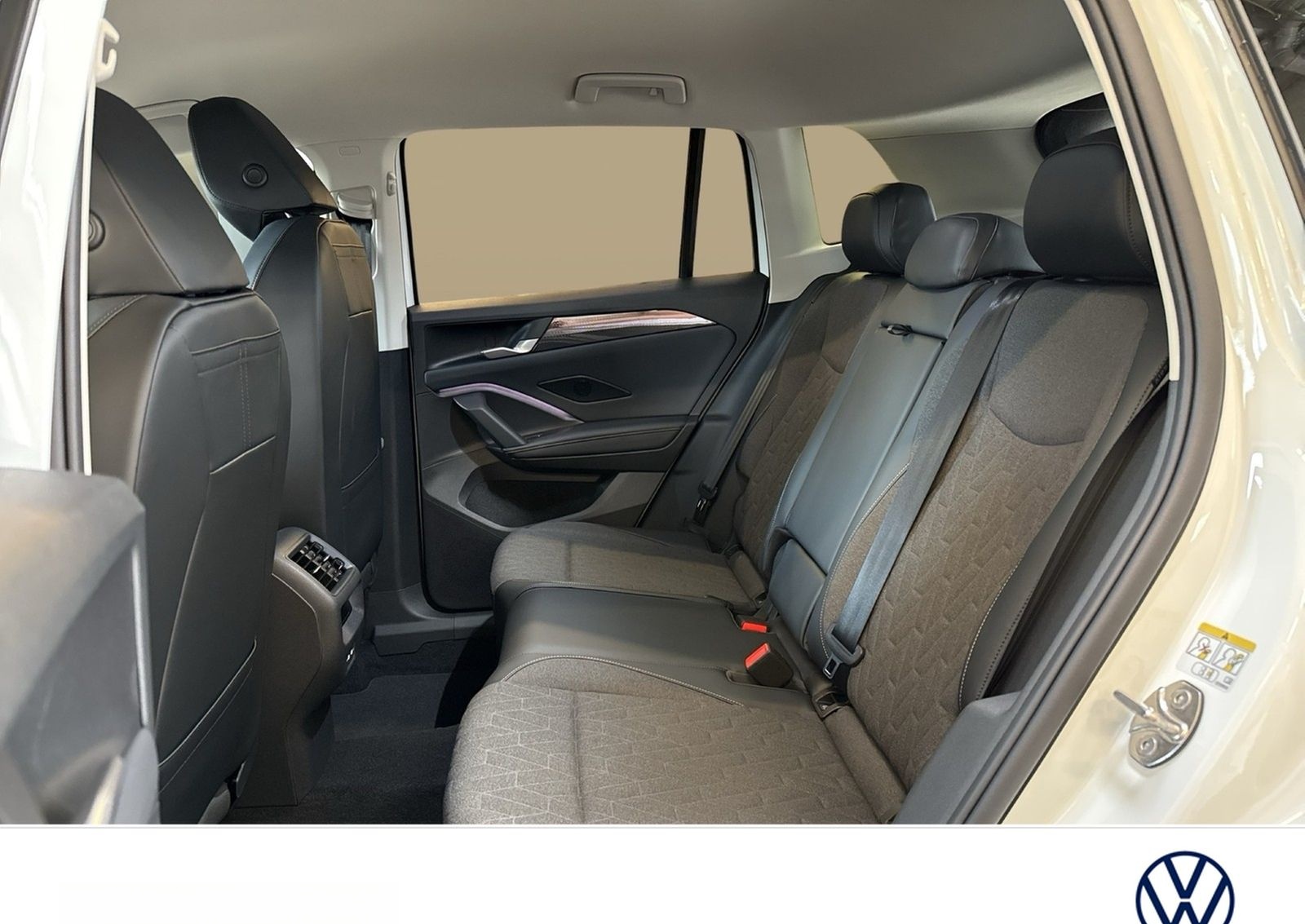 Volkswagen Tiguan 1.5 HYBRID LIFE 360°CAM HEAD-UP MATRIX foto 7