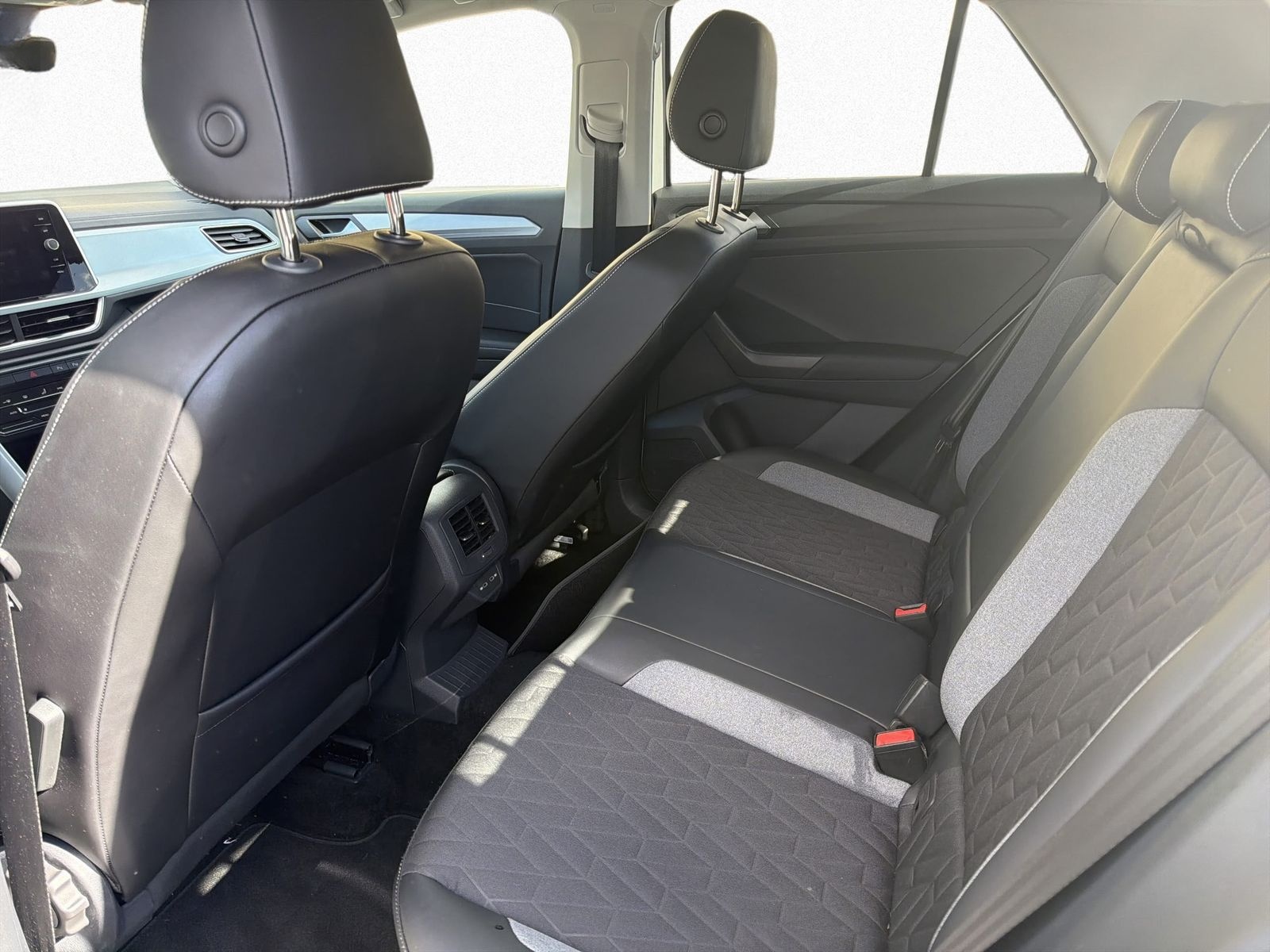 Volkswagen T-Roc Life 1.0 BT085 TSIM6F foto 10
