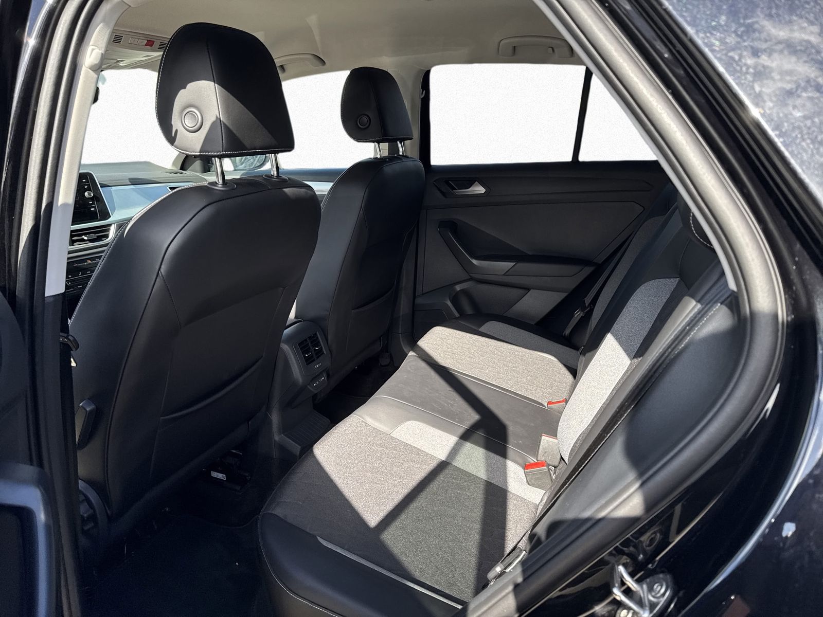 Volkswagen T-Roc GOAL 1.0l TSI 6-Gang NAVI foto 13
