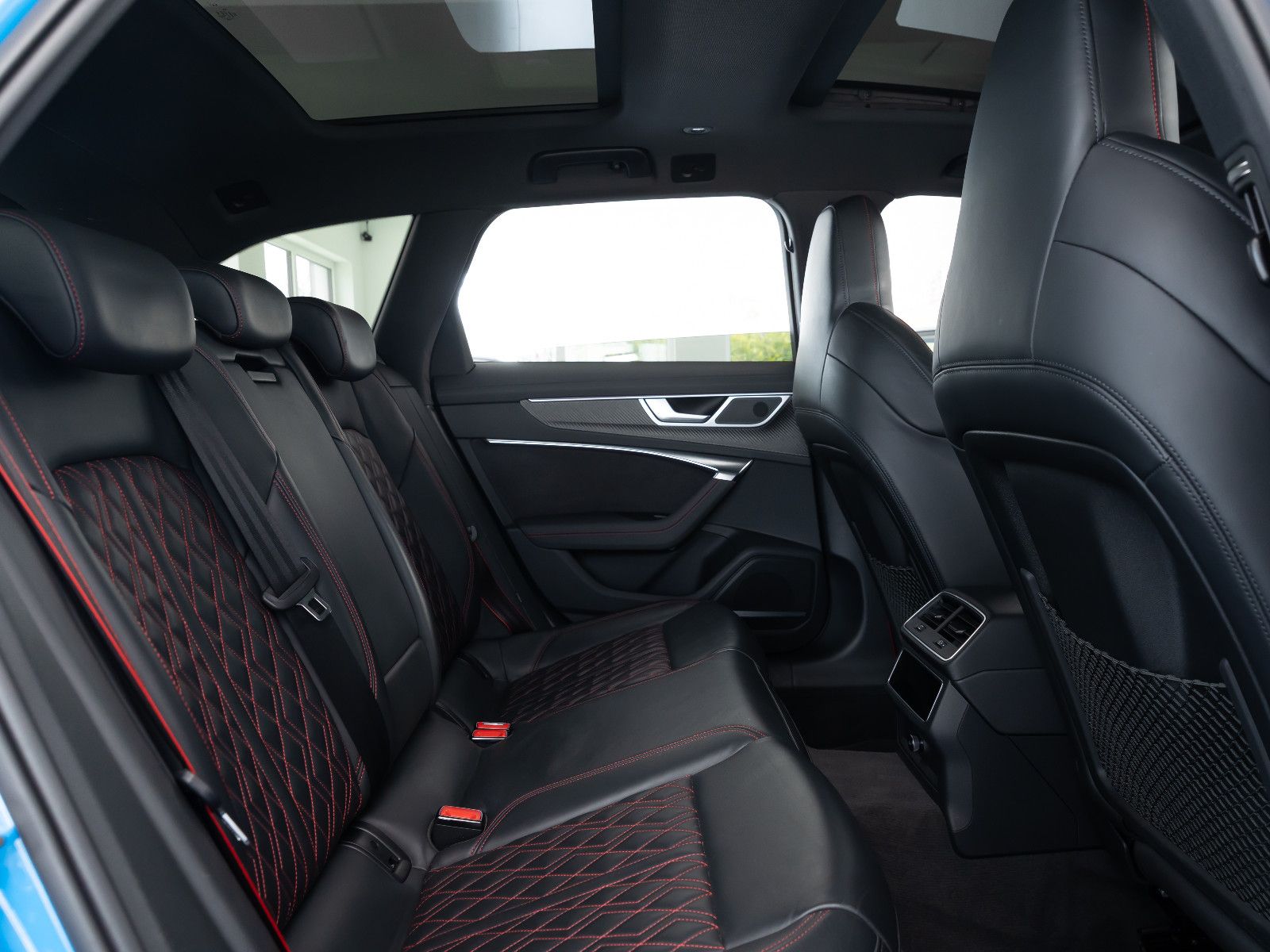 Audi A6 Avant 55 TFSIe quattro S-Line/S-Sitze/Pano/21 foto 11