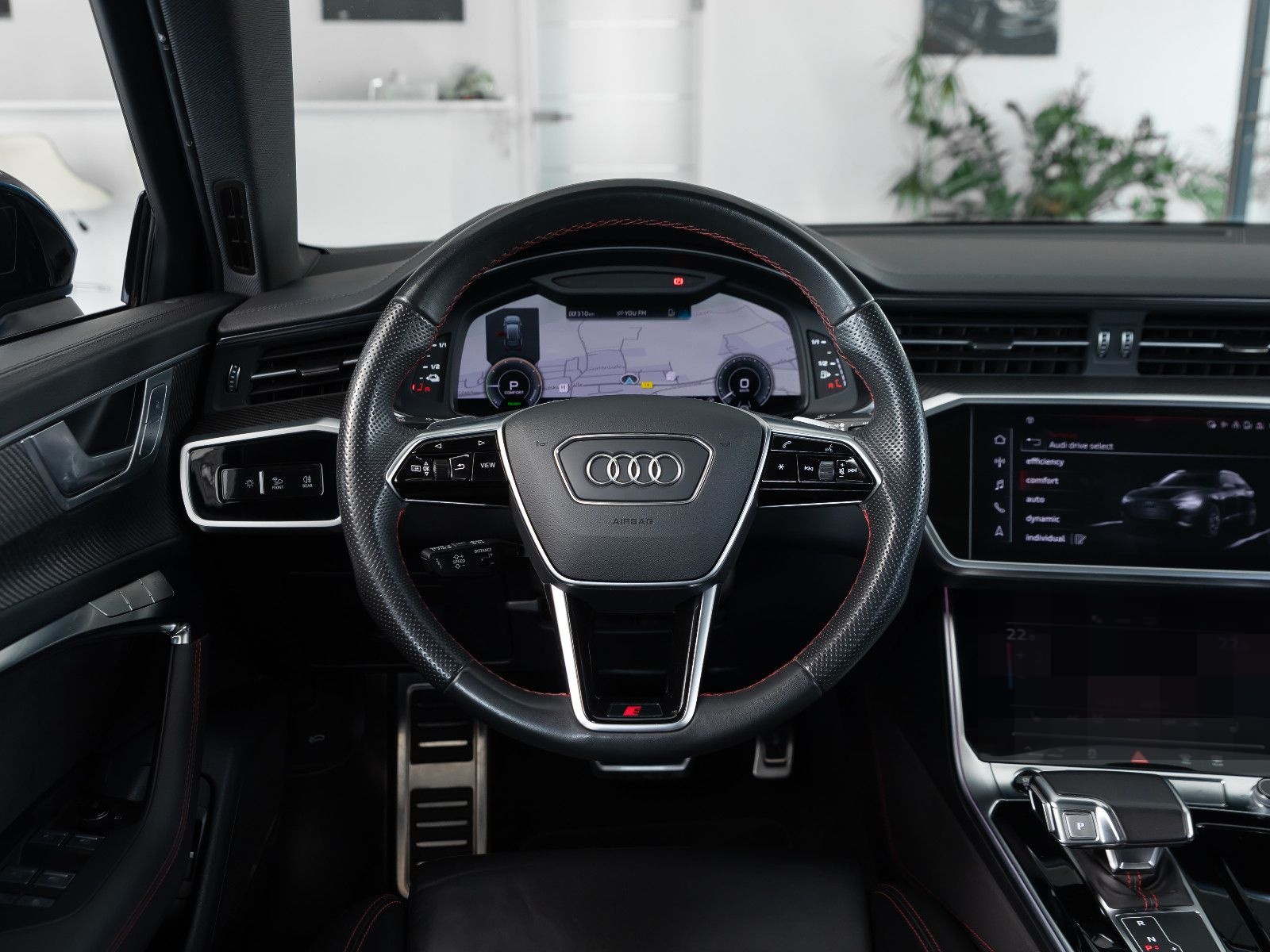 Audi A6 Avant 55 TFSIe quattro S-Line/S-Sitze/Pano/21 foto 14