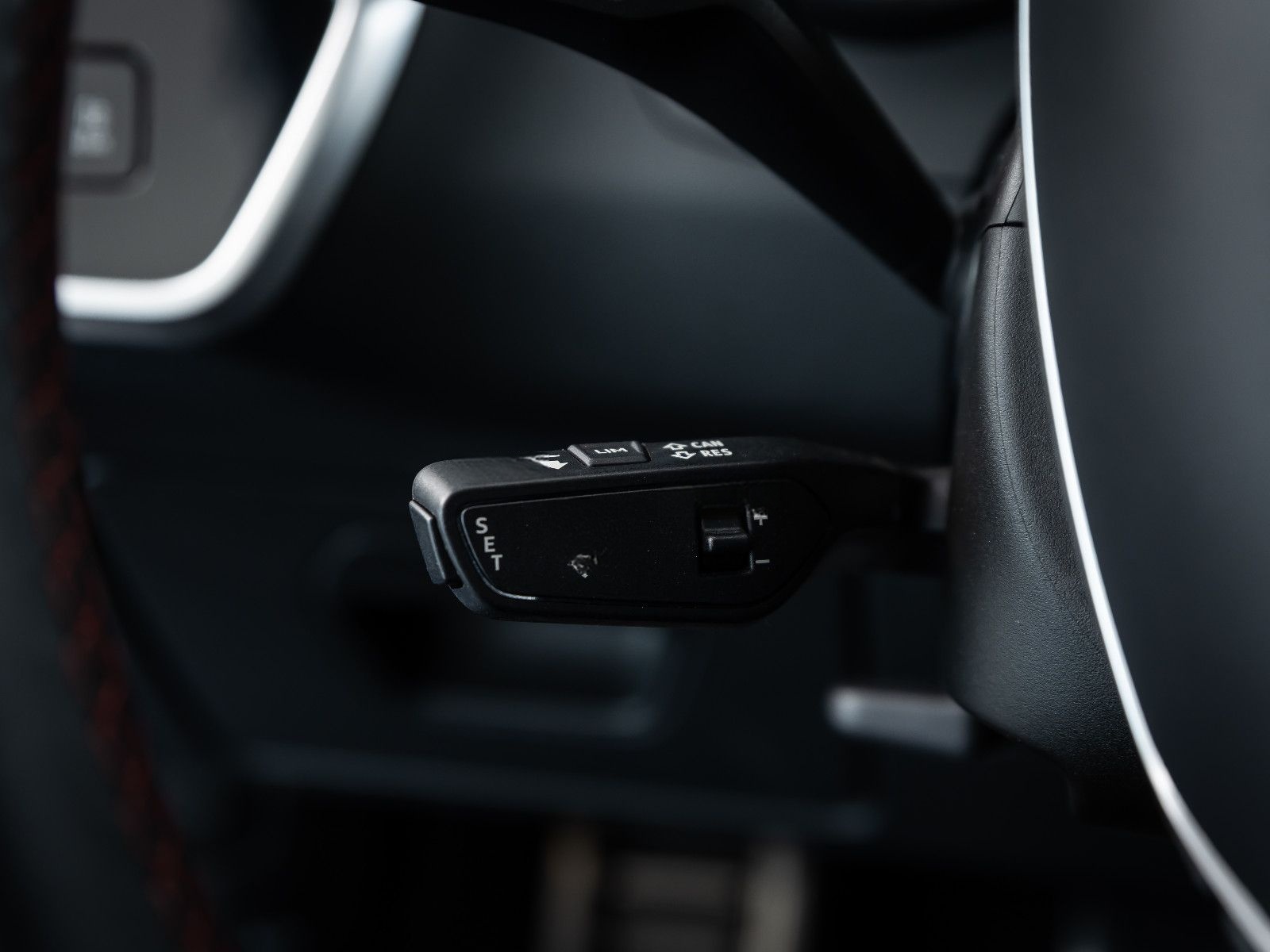 Audi A6 Avant 55 TFSIe quattro S-Line/S-Sitze/Pano/21 foto 22