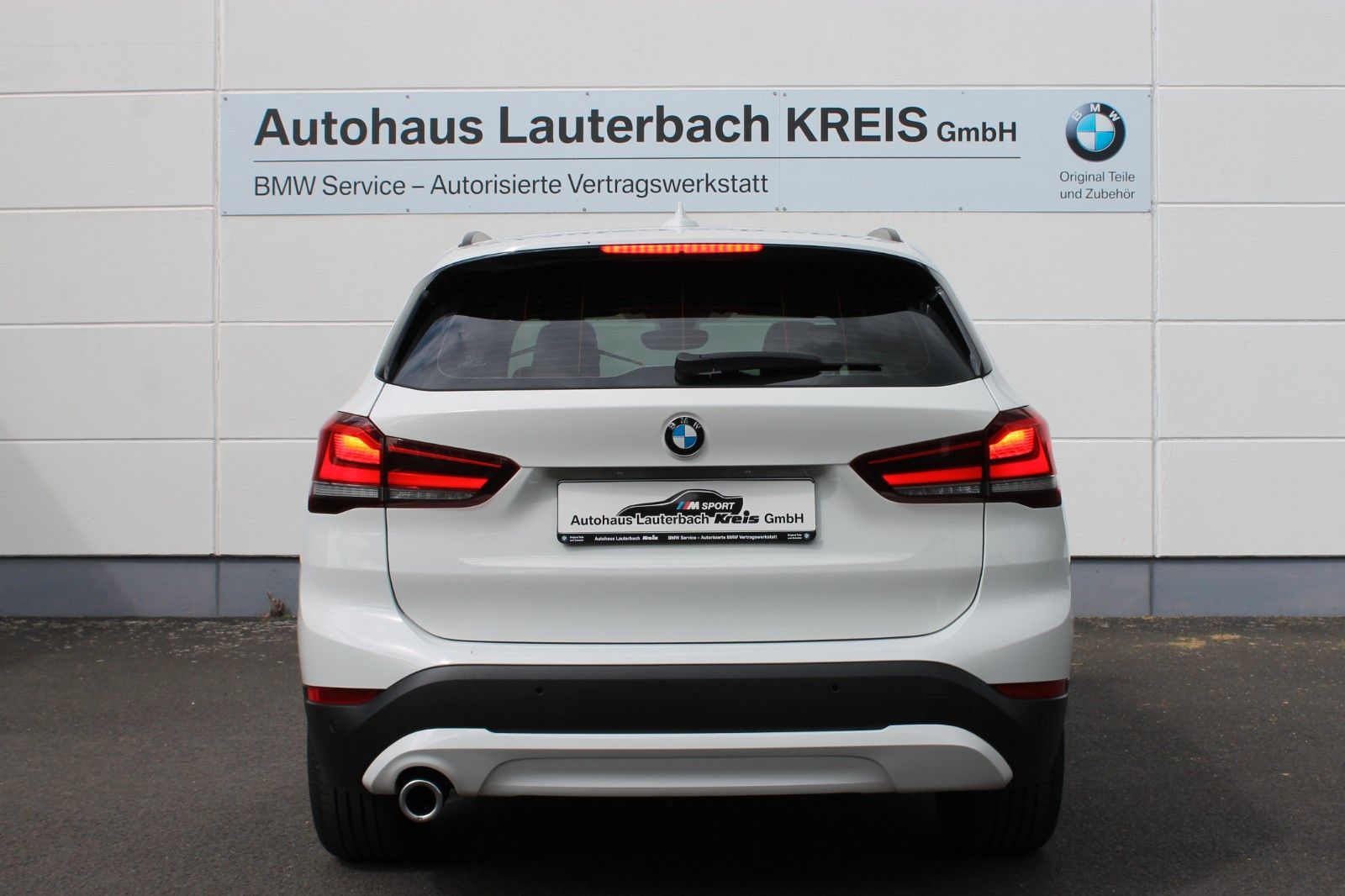 BMW X1 sDrive 18i Aut. NAVI, LED, PDC, DA, AHK, 18" foto 5