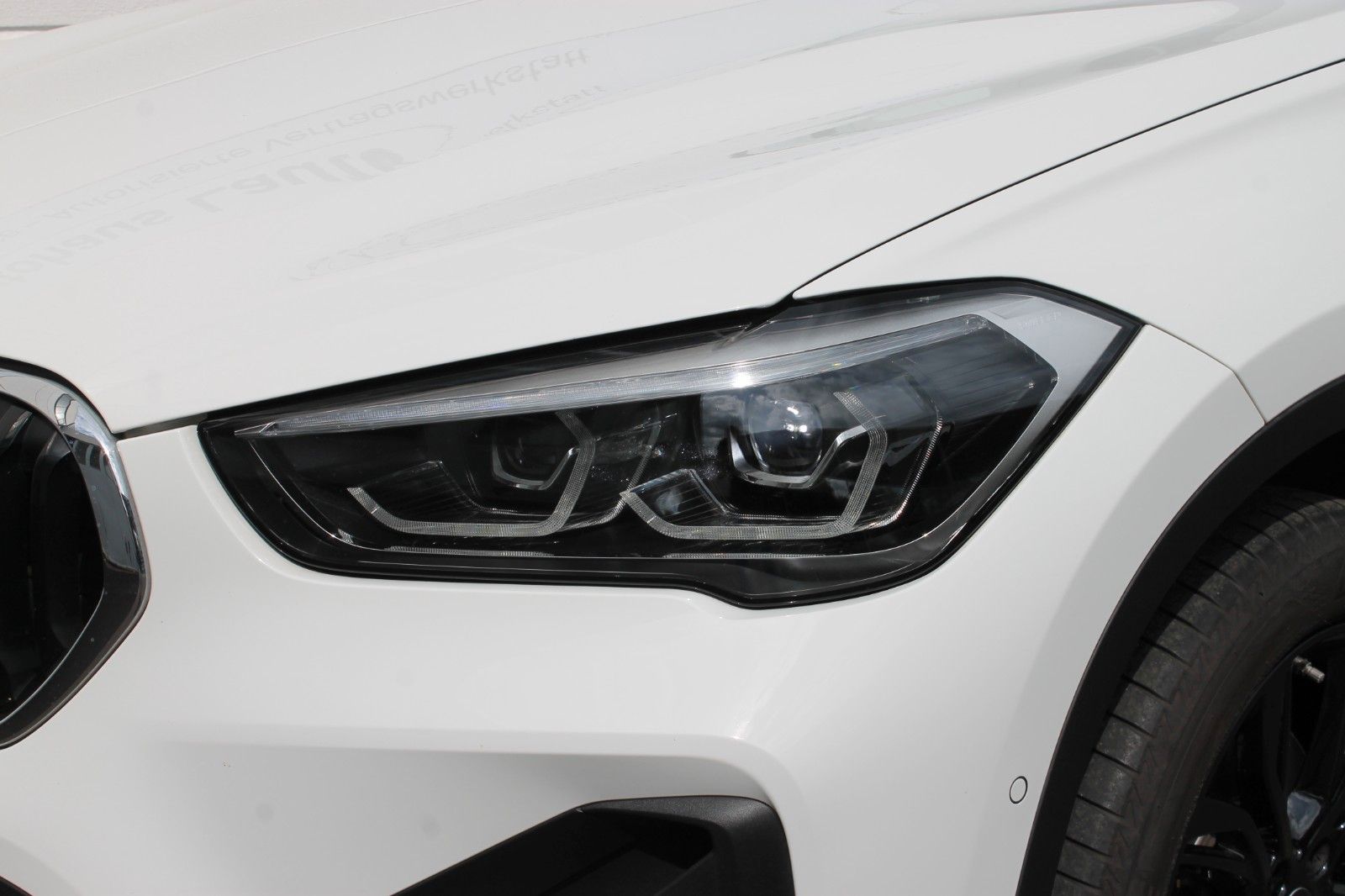 BMW X1 sDrive 18i Aut. NAVI, LED, PDC, DA, AHK, 18" foto 8