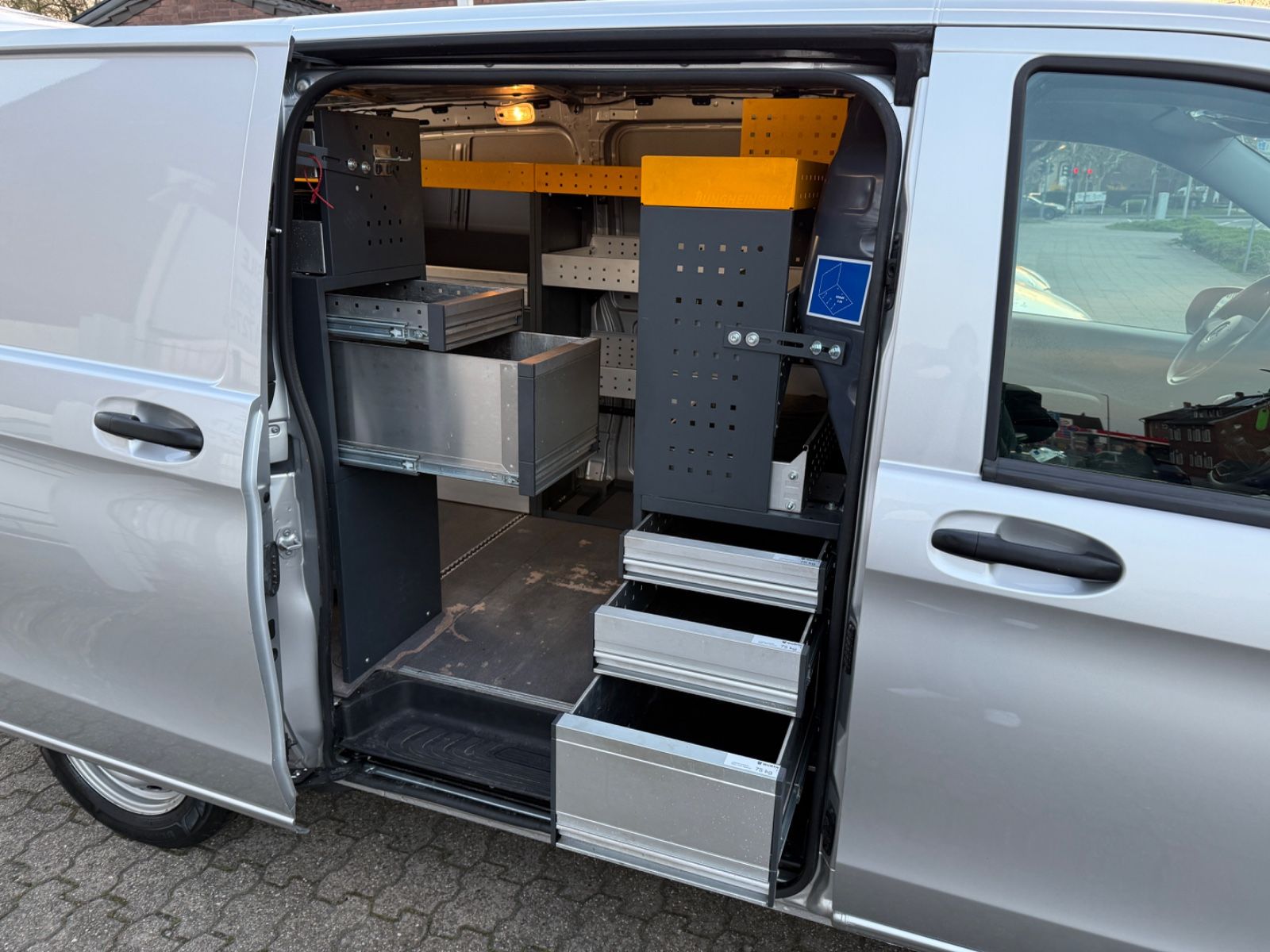 Mercedes-Benz Vito 110CDI FWD lang *Kamera*Sortimo Regale* foto 23