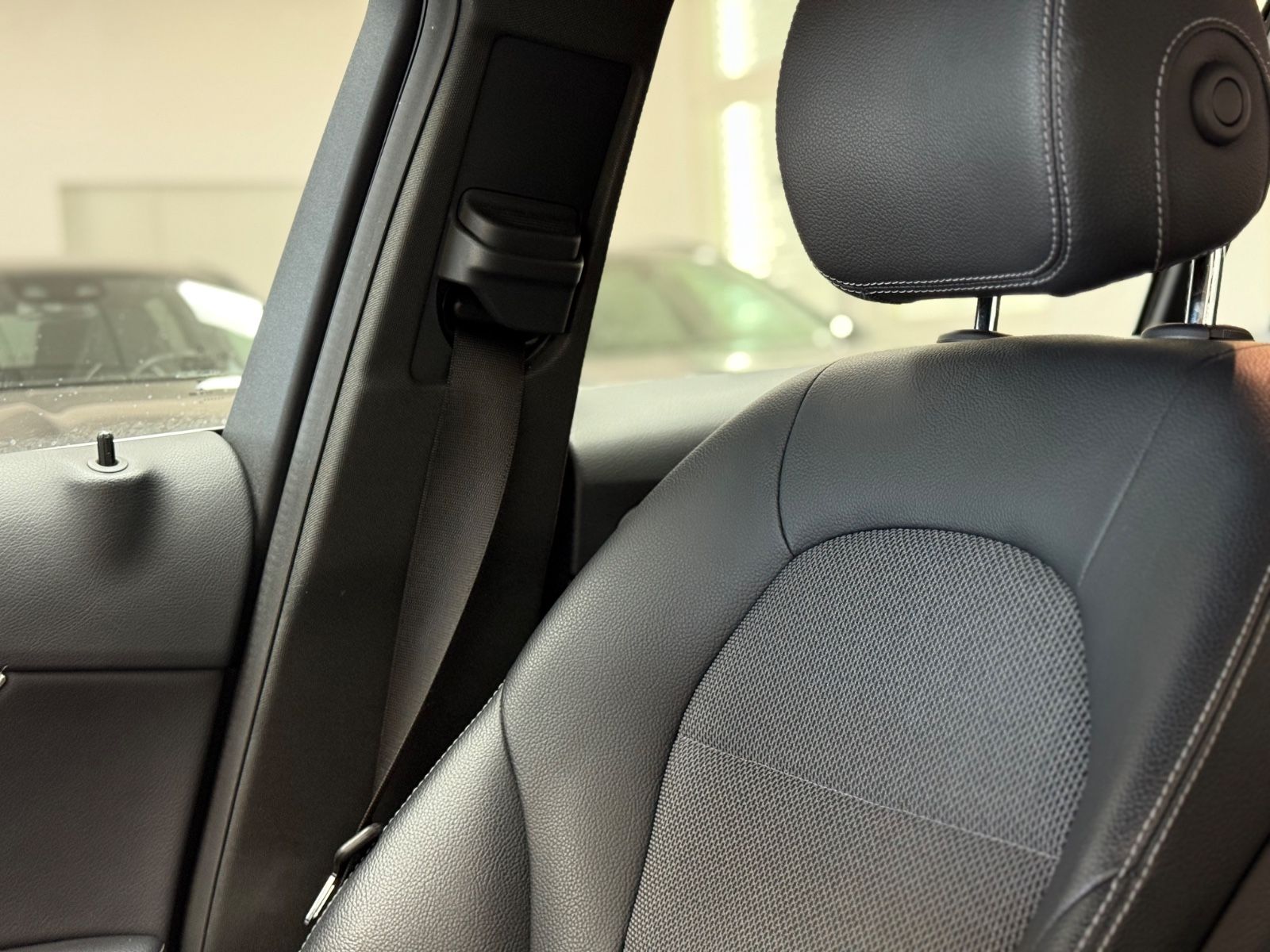 Mercedes-Benz C 200 d T G-Tronic Plus / PDC hi&vo / LED / AHK foto 19